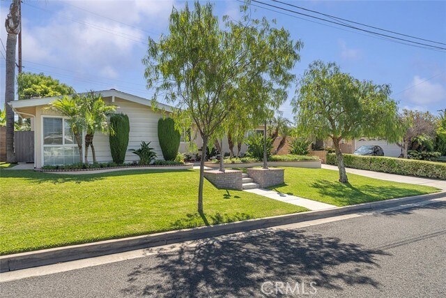 Building Photo - 14022 Elmbrook Dr