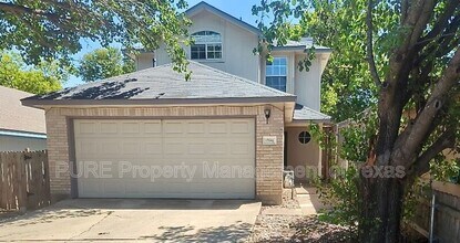 Building Photo - 1594 Parkfield Cir