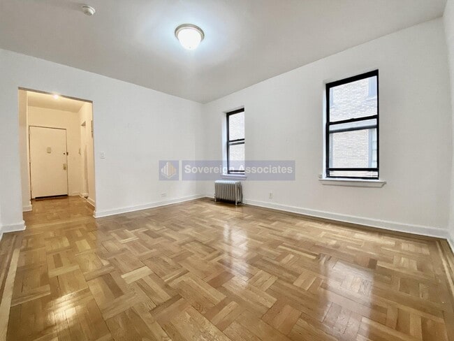 Building Photo - 590 Fort Washington Ave