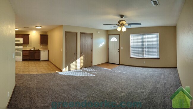 Foto del edificio - 1107 Fall Meadow Ln