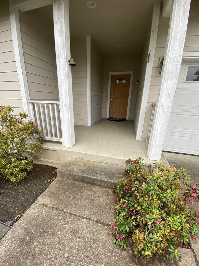 Foto del edificio - 615 Darby Dr