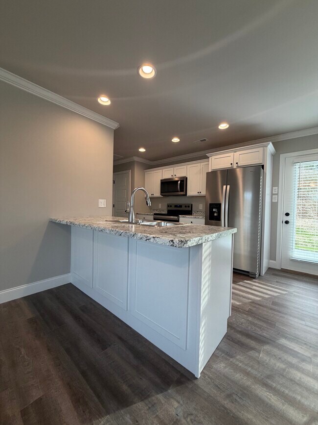 Foto del edificio - 2628 Parkers Mdw Ln