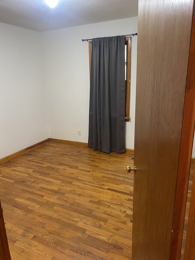 Foto del edificio - 408 S Jefferson St