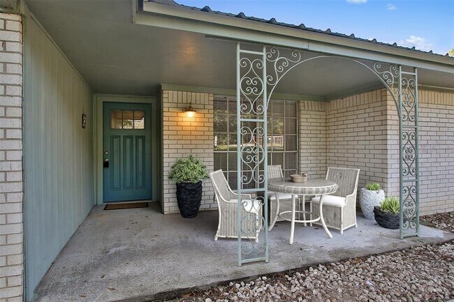 Building Photo - 13153 Lake Conroe Bay Rd