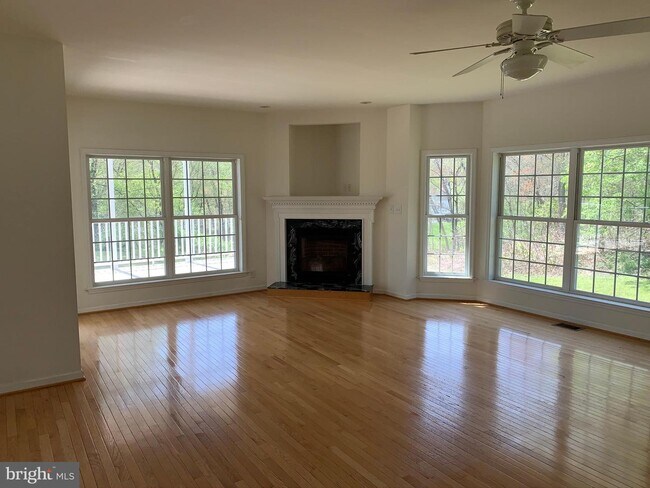 Foto del edificio - 148 Smithbridge Rd