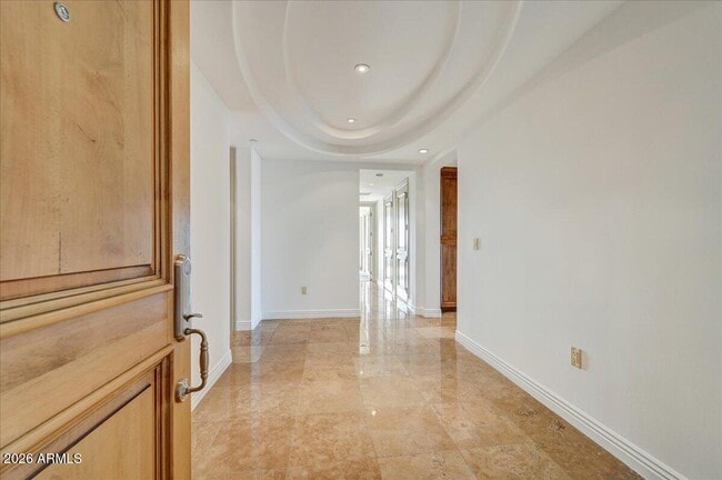 Foto del edificio - 7181 E Camelback Rd