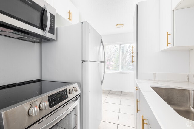Interior Photo - Apartments at 310 Superior