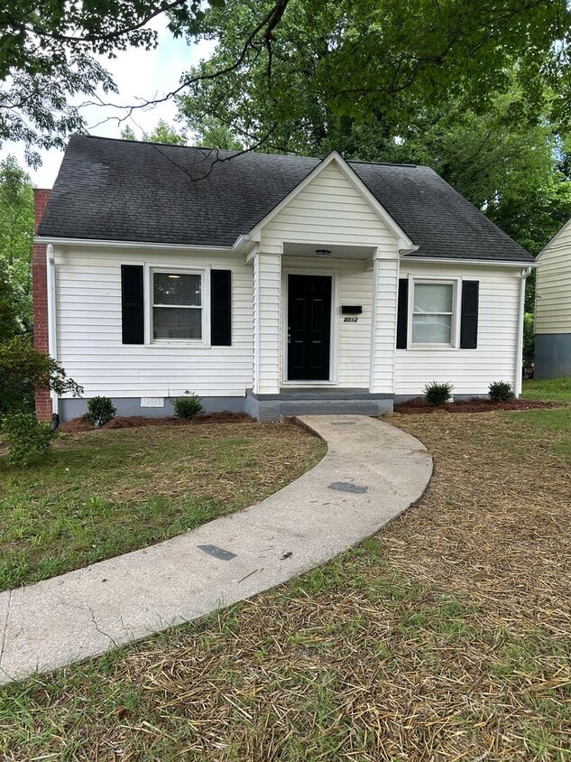 Primary Photo - 2512 Stokes Ave