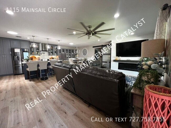 Building Photo - 1115 Mainsail Circle-