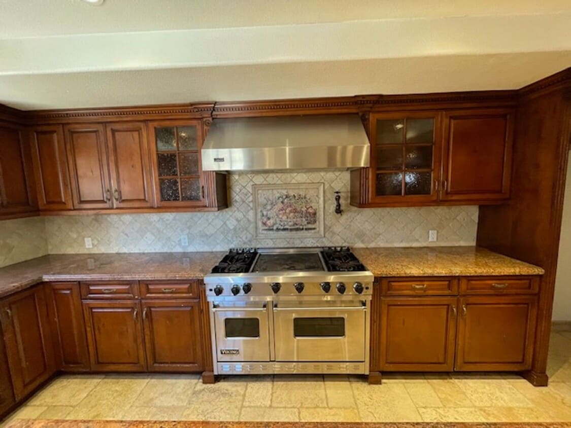 Primary Photo - Spacious 4 Bedroom Oxnard Home with Custom...