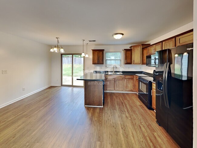 Foto del edificio - 484 Albion Cir