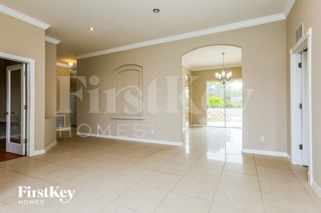 Building Photo - 2611 20th St W