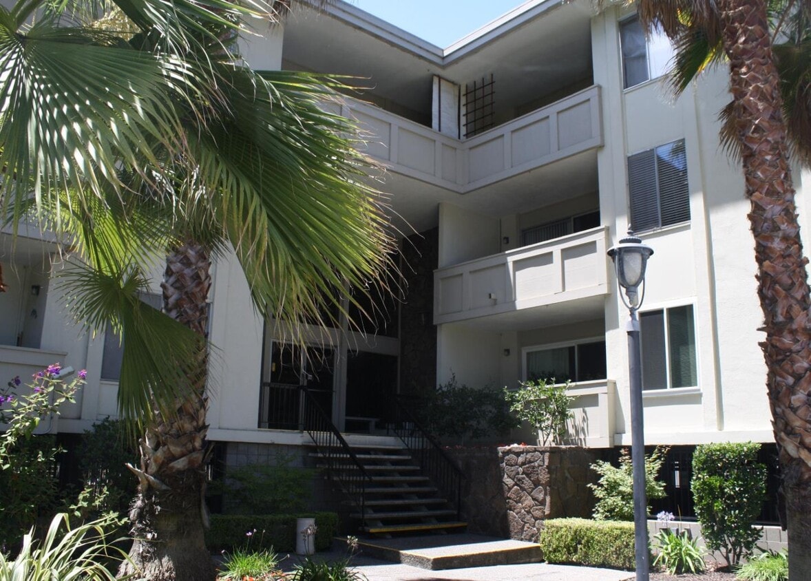 Foto principal - 1458 Hudson St