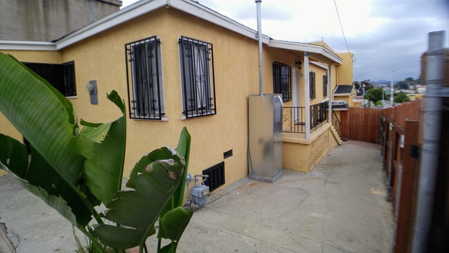 Foto del edificio - 4032 City Terrace Dr