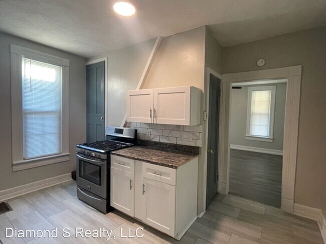 Foto del edificio - 3 br, 1 bath House - 423 East High Street