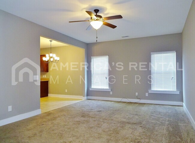 Foto del edificio - Home For Rent In Calera! Available to View!!