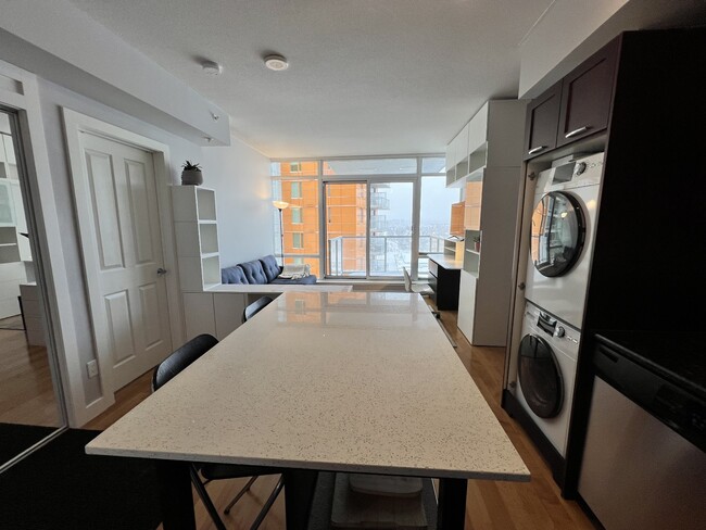 Photo du bâtiment - 3820 Brentwood Rd NW