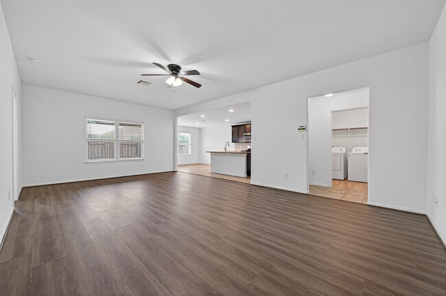 Building Photo - 9306 Claystone Ln