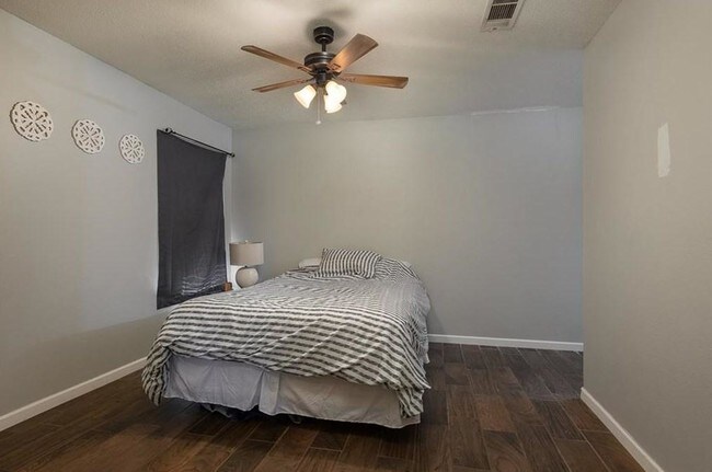 Building Photo - 1429 Spicewood
