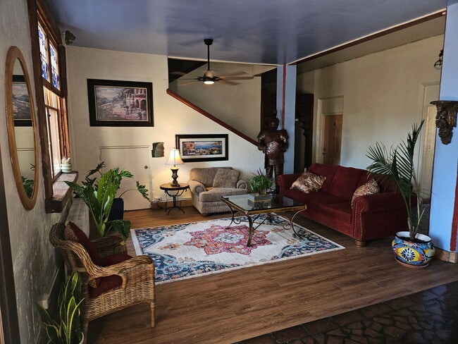 Building Photo - The Castle Apartments