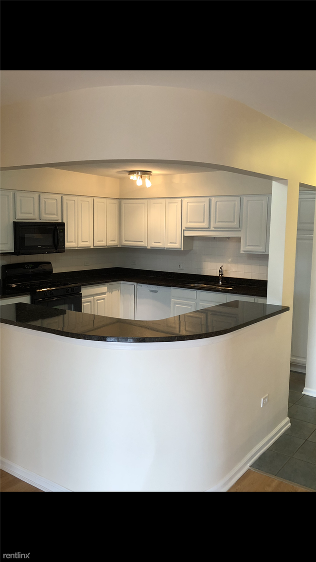 Building Photo - 3 br, 3 bath Condo - River's Edge