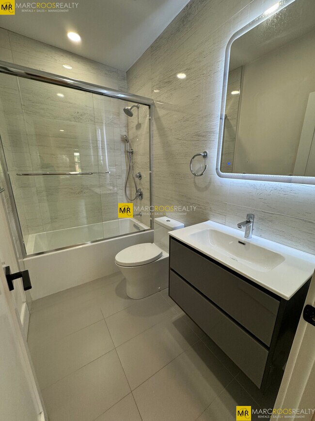 Foto del edificio - 531 Newbury St