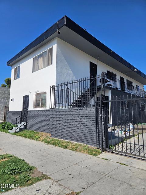Foto del edificio - 7616 S Figueroa St