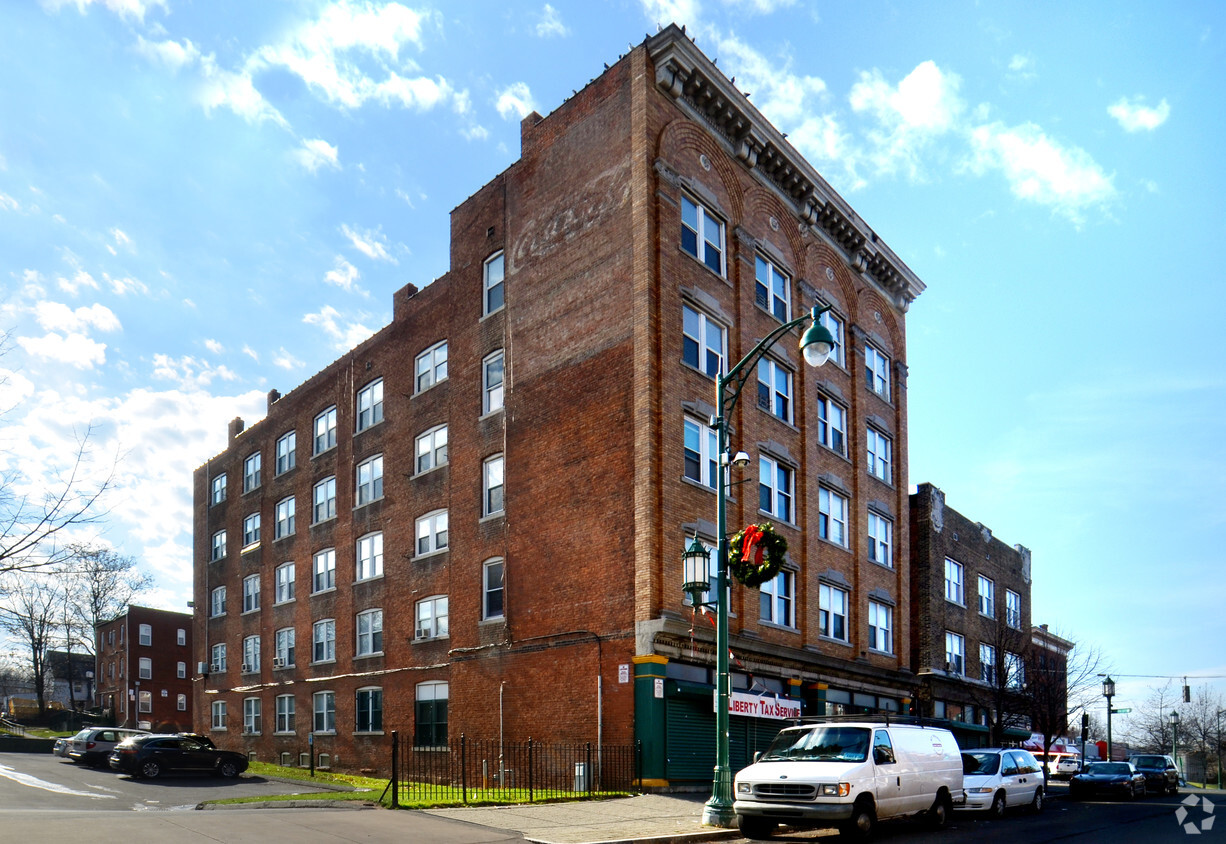 Building Photo - Zion Park Apartments