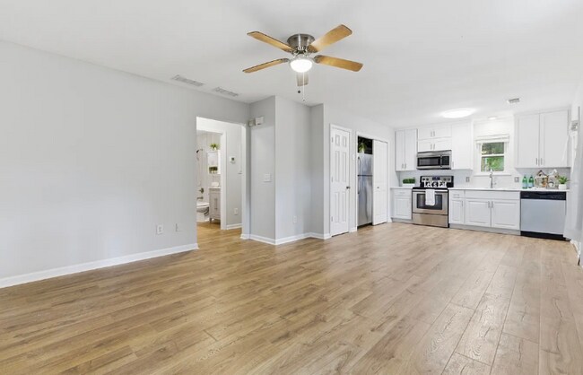 Foto del edificio - 2690 airplane Dr