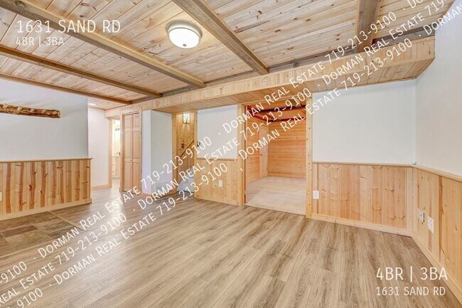 Building Photo - Sugar Bear Lodge