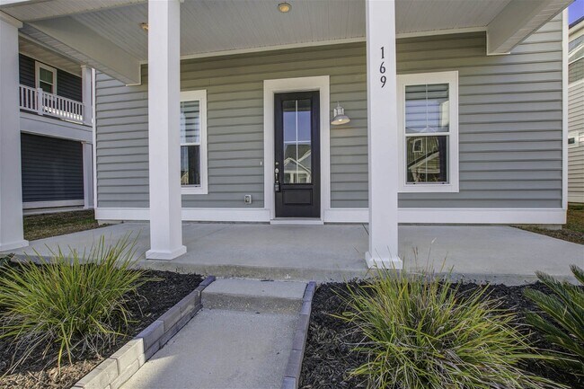 Building Photo - 169 Country Gate Lane, Summerville, SC 294...