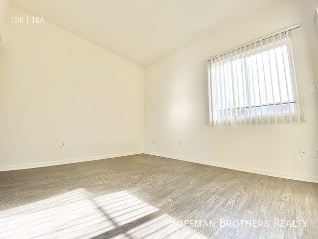 Foto del edificio - 251 Robinson St