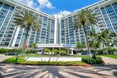 Foto principal - 10275 Collins Ave