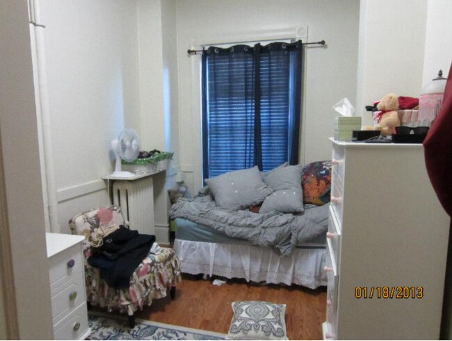 Foto del edificio - 41 Bay State Rd