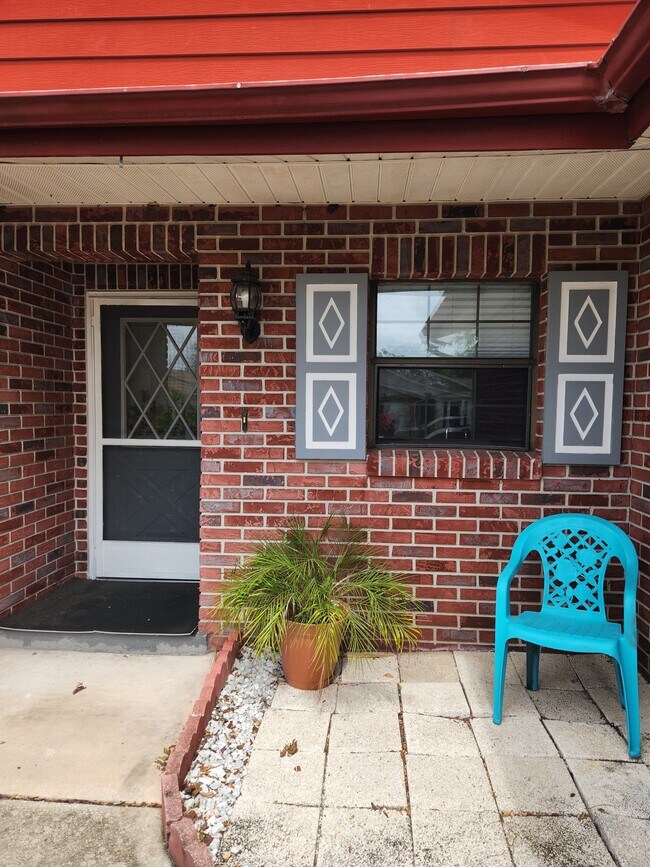 Foto del edificio - 415 Shangri La Cir