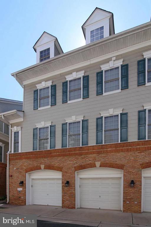 Primary Photo - 7751 Milford Haven Dr