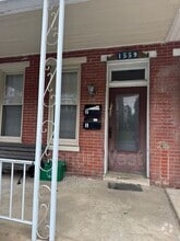 Building Photo - 1559 W King St