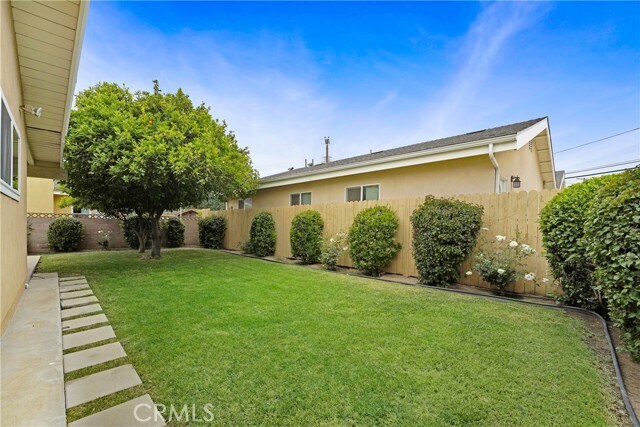 Building Photo - 21733 Tuba St