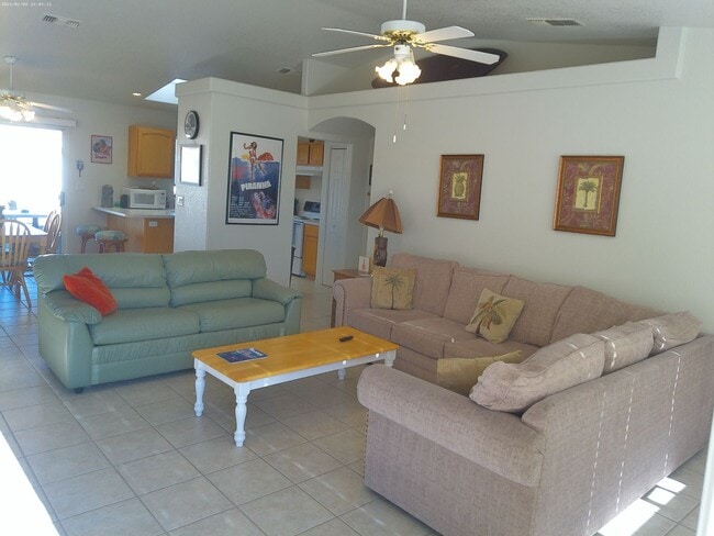 Building Photo - Winter rental