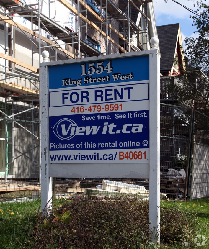 Building Photo - 1554 King St W