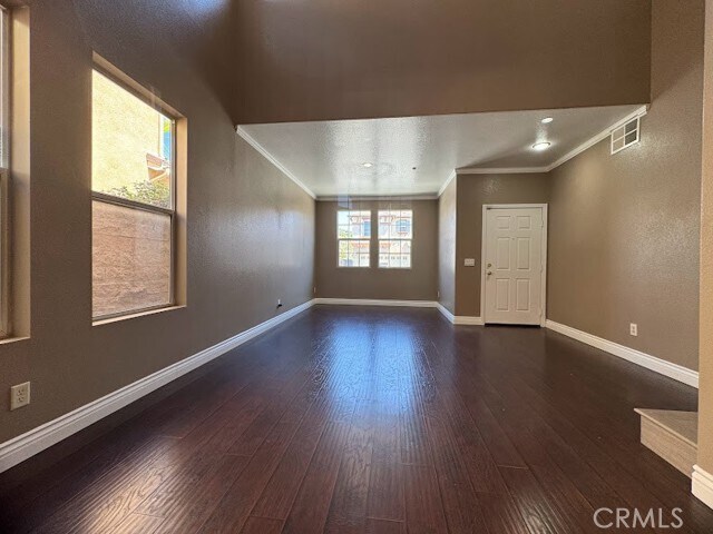 Building Photo - 541 Cardinal St