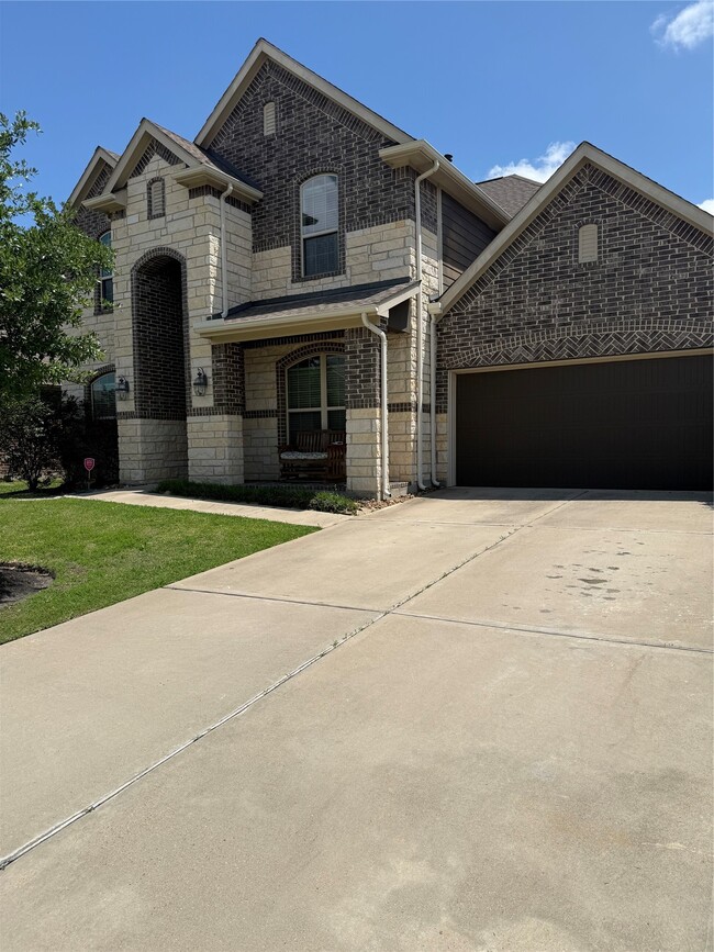 Building Photo - 18714 Evanhale Bend Dr