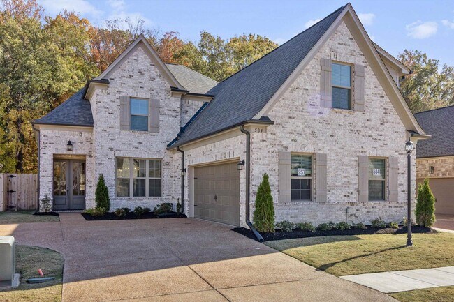 Foto del edificio - 584 Holden Dr