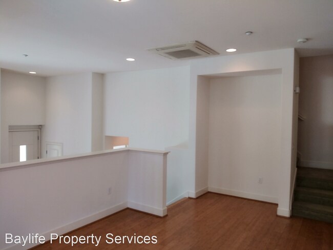 Building Photo - 3 br, 2.5 bath House - 3724 Heron Way