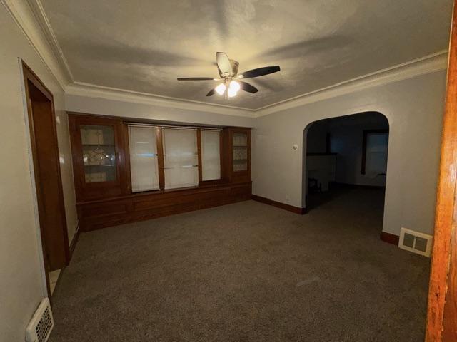 Foto del edificio - 2945 E 128th St