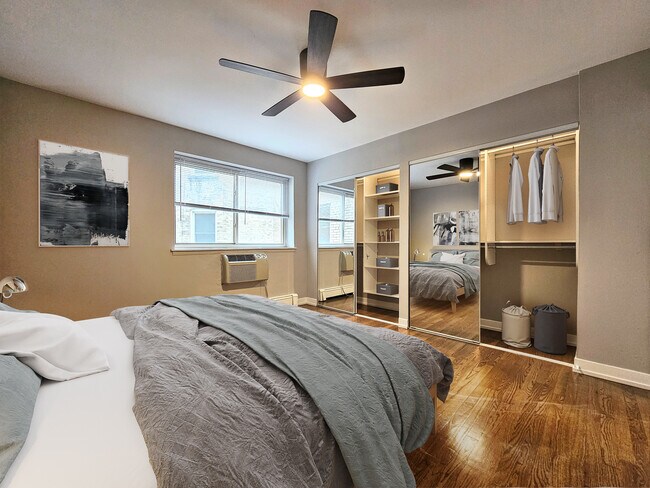 Foto del edificio - 524 W Oakdale Ave