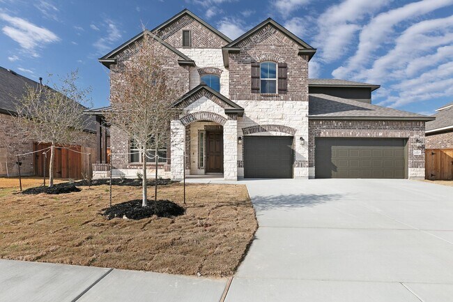 Foto del edificio - Brand New Executive Home located Far North...