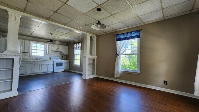 Foto del edificio - Renovated Cottage For Rent