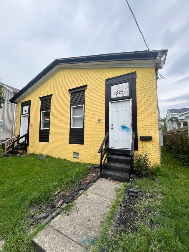 Photo - 529 E Kentucky St
