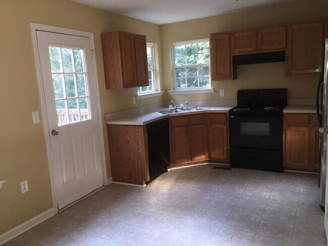 Foto del edificio - Amazing & Spacious 3 Bedroom 3 Bath Home L...